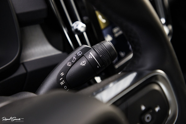 Volvo XC40 1.5 T4 Recharge Inscription | Adaptieve cruise | Zwenkbare trekhaak | Dab+ | Leder |