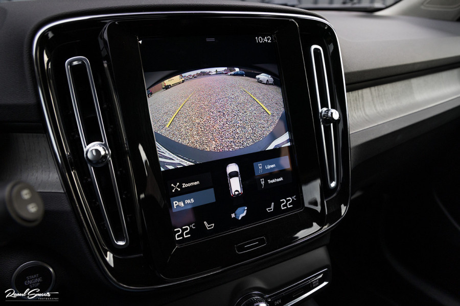 Volvo XC40 1.5 T4 Recharge Inscription | Adaptieve cruise | Zwenkbare trekhaak | Dab+ | Leder |