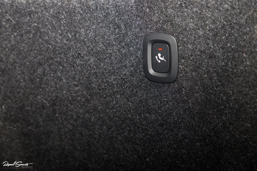 Volvo XC40 1.5 T4 Recharge Inscription | Adaptieve cruise | Zwenkbare trekhaak | Dab+ | Leder |