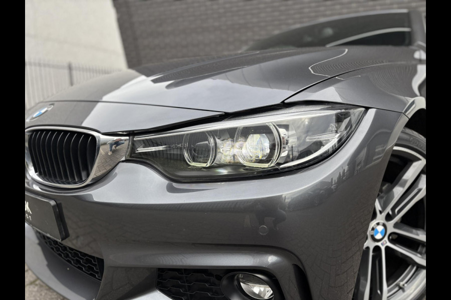BMW 4 Serie Coupé 420i High Executive M Sport Pakket Automaat / Navigatie Professional / Leder / 19 Inch / Stoelverwarming / Multifunctioneel Instrumentendisplay / Shadow Line / Climate Control / Parkeersensoren voor+achter / Neerklapbare Achterbank