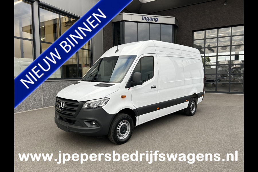 Mercedes-Benz Sprinter 317 CDI L2 H2 Pro LED / MBUX / Navigatie / Camera / Parkeersensoren / Cruise control / Airco / 270 Graden achterdeuren