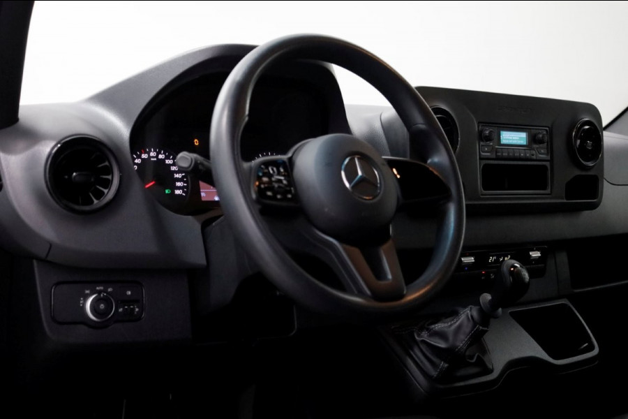 Mercedes-Benz Sprinter 315 CDI 150pk RWD L2H2 Airco/Trekhaak 3500kg 03-2023