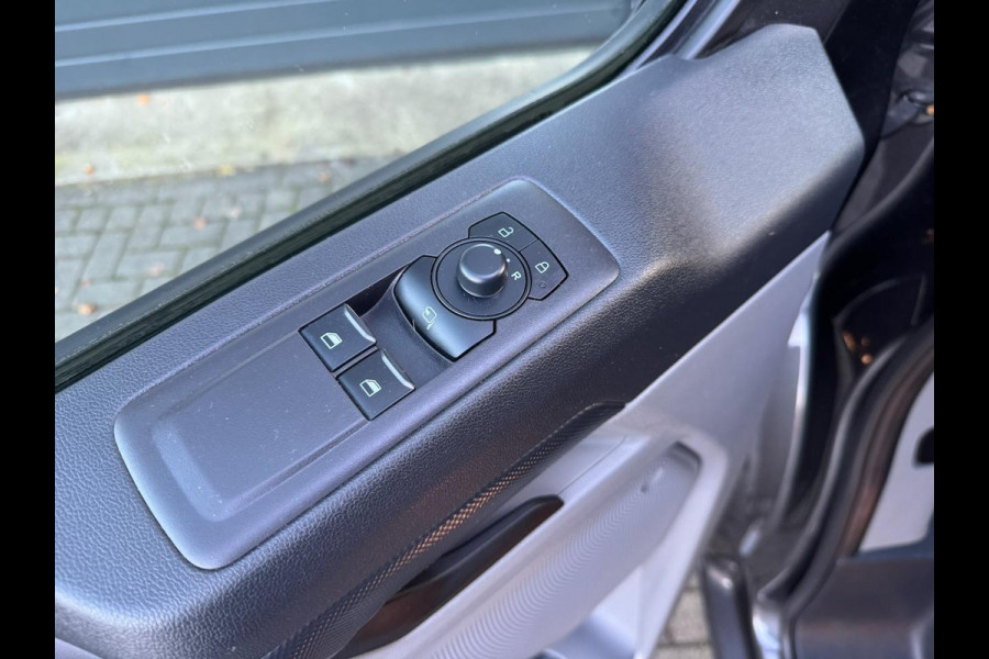 Ford Transit Custom 320 2.0 TDCI L1H1 136pk Trend | Garantie 2028 | ACC | BLIS | Navi | Camera | Winterpack | CarPlay Android Auto