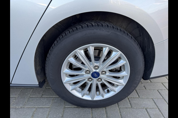 Ford FOCUS Wagon 1.0 EcoBoost Hybrid Titanium X Business 155pk | Elek Achterklep | Privacy Glas | Sync 3 navigatie | Apple Carplay/Android auto