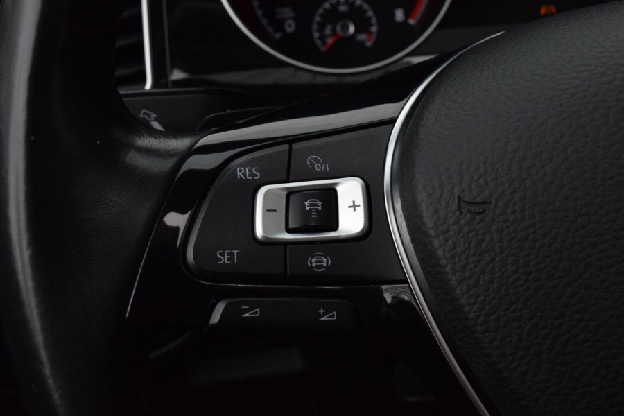 Volkswagen Golf Sportsvan Highline|Dak|Trekh.|ACC|Carplay|Massage