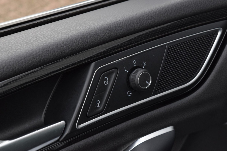 Volkswagen Golf Sportsvan Highline|Dak|Trekh.|ACC|Carplay|Massage