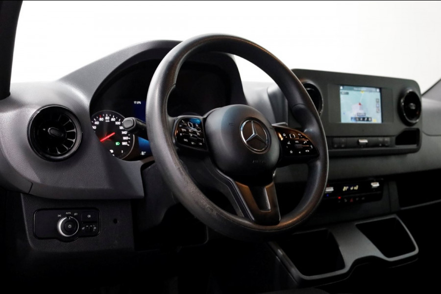 Mercedes-Benz Sprinter 311 CDI 115pk RWD L2H2 7G Automaat Airco/Navi/Camera 09-2021