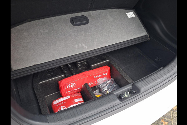 Kia Venga 1.6 CVVT DynamicPLusLine DCT Automaat | Trekhaak | Dealer onderhouden | Navi | Climate | Stoel en Stuurverwarming | occasion