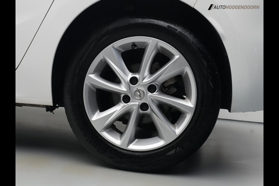 Opel Corsa 1.2 Edition sportive 100pk (APPLE CARPLAY,LED VERLICHTING,PARKEERSENSOREN,CAMERA,LM-VELGEN,NIEUWE APK,TOPCONDITIE)