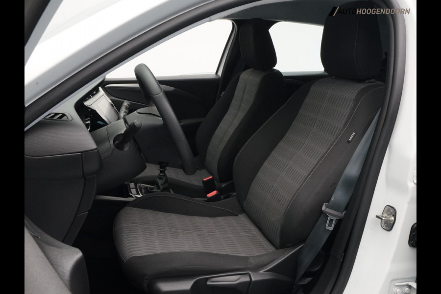 Opel Corsa 1.2 Edition sportive 100pk (APPLE CARPLAY,LED VERLICHTING,PARKEERSENSOREN,CAMERA,LM-VELGEN,NIEUWE APK,TOPCONDITIE)