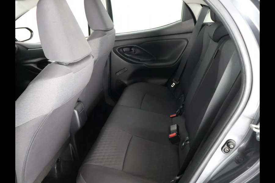 Toyota Yaris 1.5 HYBRID GRAYLINE BIJNA 2023 NAVI.CAMERA.CRUISE CONTROLL GARANTIE TOT 11-2032*
