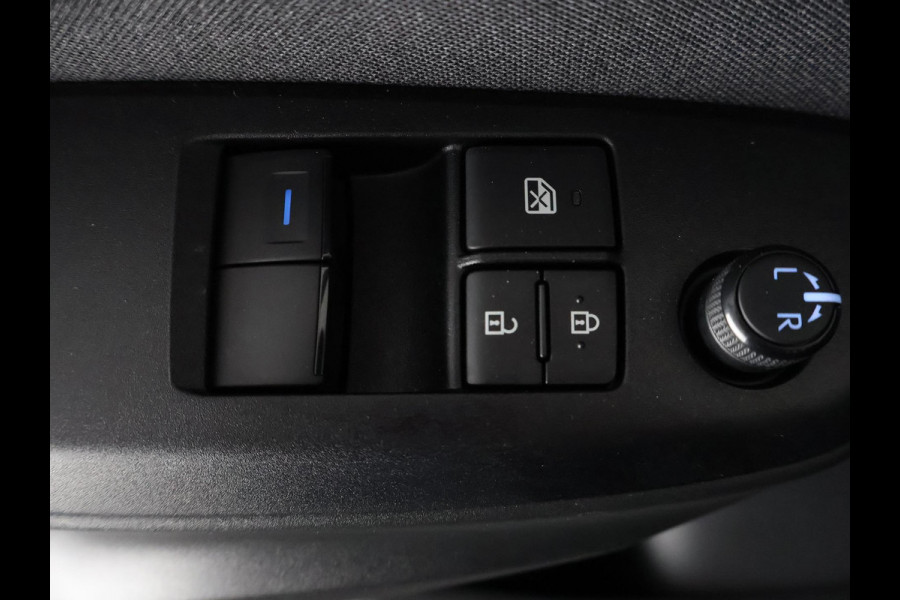 Toyota Yaris 1.5 HYBRID GRAYLINE BIJNA 2023 NAVI.CAMERA.CRUISE CONTROLL GARANTIE TOT 11-2032*