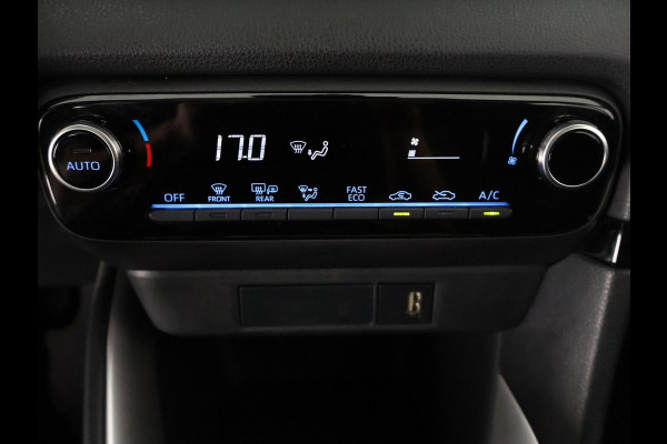 Toyota Yaris 1.5 HYBRID GRAYLINE BIJNA 2023 NAVI.CAMERA.CRUISE CONTROLL GARANTIE TOT 11-2032*