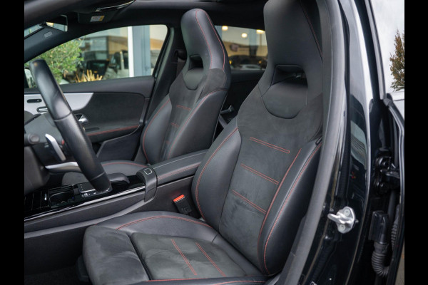 Mercedes-Benz A-Klasse 180 Business Solution AMG / Pano / Memory / Sfeerverlichting / Stoelverwarming