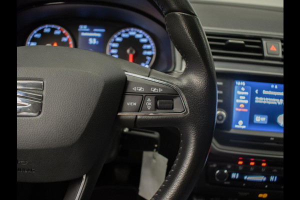 Seat Ibiza 1.0 TSI Style Sport (APPLE CARPLAY,NAVI,LED,CAMERA,PDC,GETINT,SPORTSTOELEN,CLIMATE,NETTESTAAT)