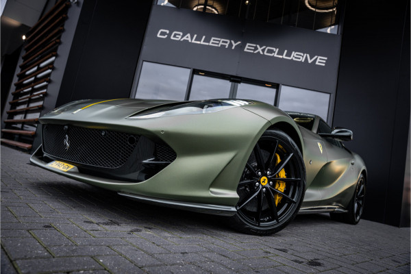 Ferrari 812 6.5 V12 Superfast HELE - Racing seats l Passenger display l JBL