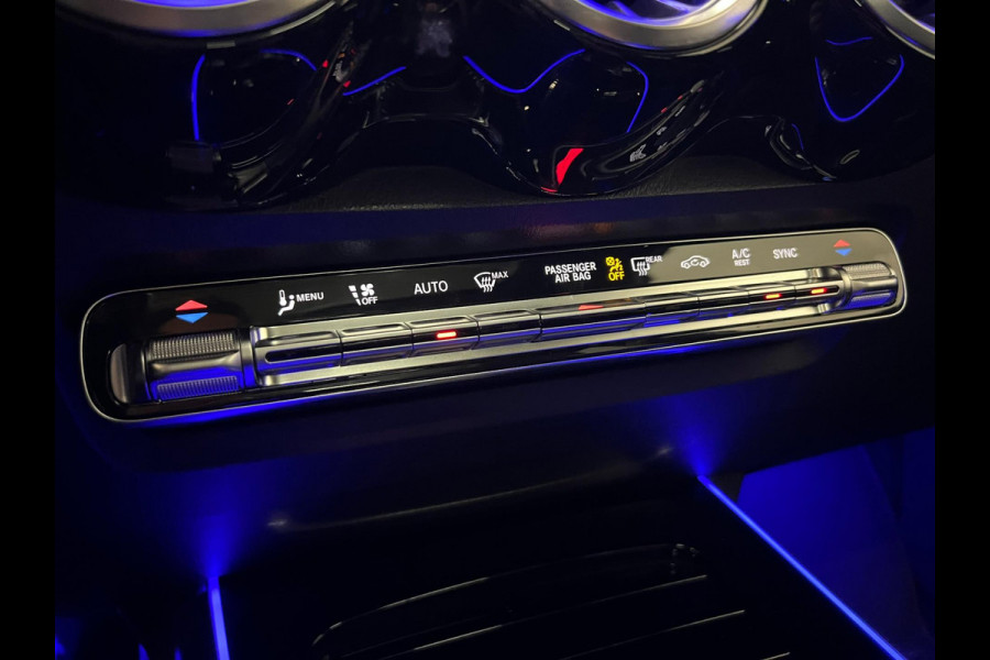 Mercedes-Benz GLB-Klasse 200 / AMG / NL-auto / Pano / Burmester / Memory