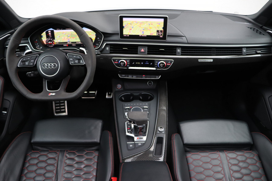 Audi RS4 2.9 TFSI Quattro Matrix Pano Massage Carbon