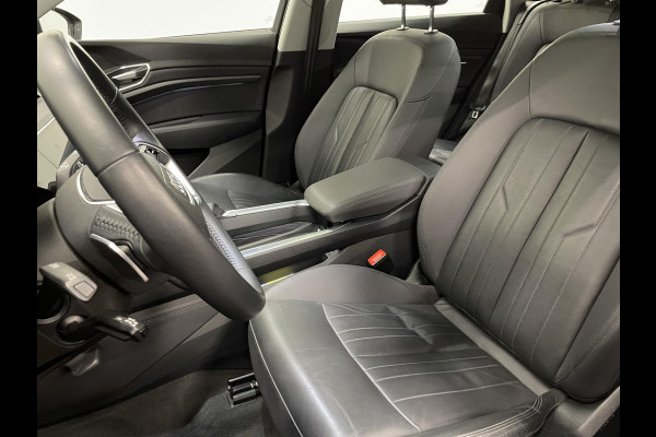 Audi e-tron e-tron 50 quattro Launch edition plus 71 kWh Panoramadak Navigatie Apple Carplay/Android Auto Parkeersensoren Adaptive Cruise Control Memory stoelen Leder Stoelverwarming Climate Control