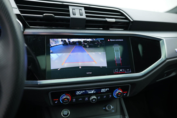 Audi Q3 Sportback 45 TFSI e Business Edition |Pano|Dodehoek|ACC|Elek. Stoelen|Ambient|