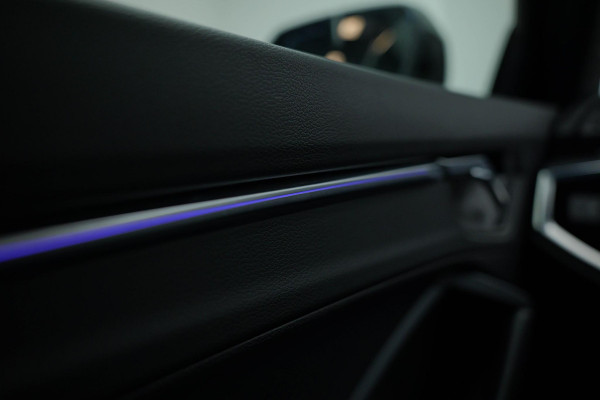 Audi Q3 Sportback 45 TFSI e Business Edition |Pano|Dodehoek|ACC|Elek. Stoelen|Ambient|