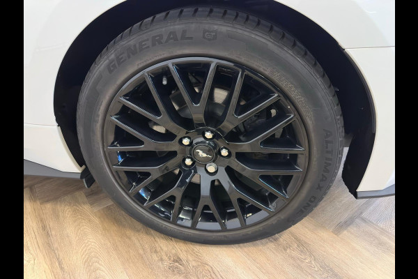 Ford Mustang Convertible 5.0 GT|CABRIOLET|AUTOMAAT|422PK|