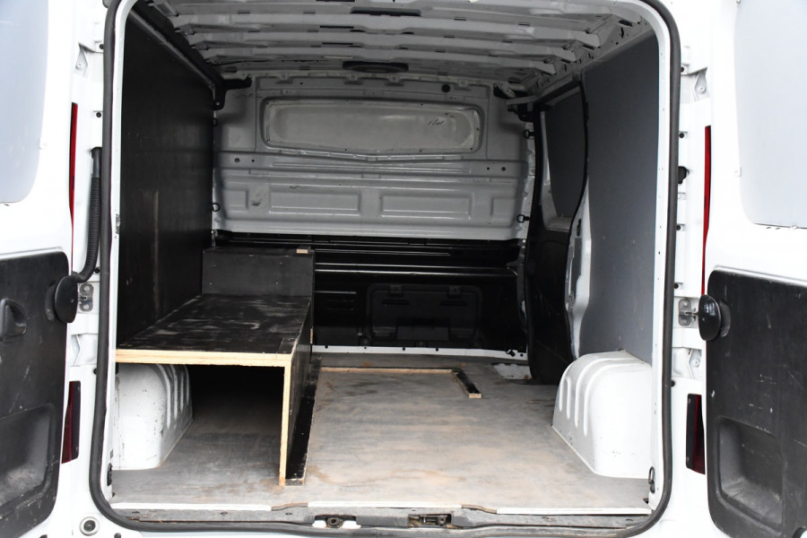 Opel Vivaro 1.6 CDTI L2H1 Irmscher Sport Camera, Cruise, Leder, Stoelverwarming, 145pk, Multimedia, NAVI, Clima, Uniek!