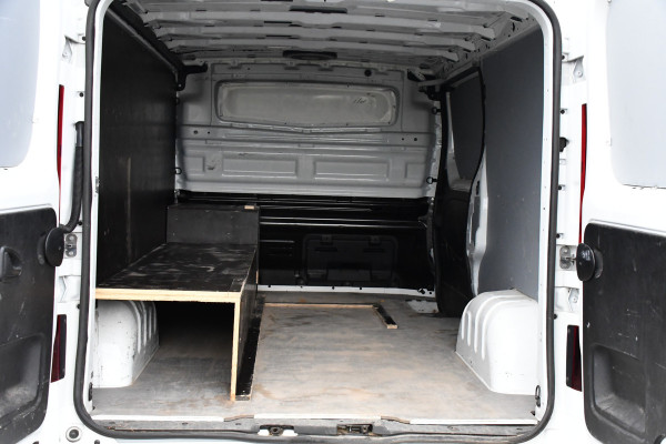 Opel Vivaro 1.6 CDTI L2H1 Irmscher Sport Camera, Cruise, Leder, Stoelverwarming, 145pk, Multimedia, NAVI, Clima, Uniek!