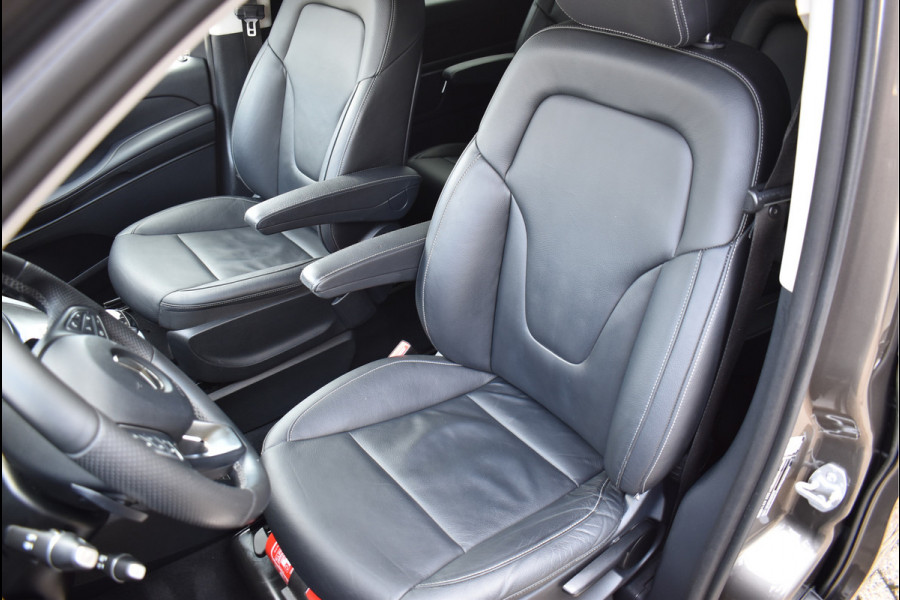 Mercedes-Benz V-Klasse 250d Lang DC Avantgarde Leder 360 Camera Elektrische Schuifdeuren 17 Inch