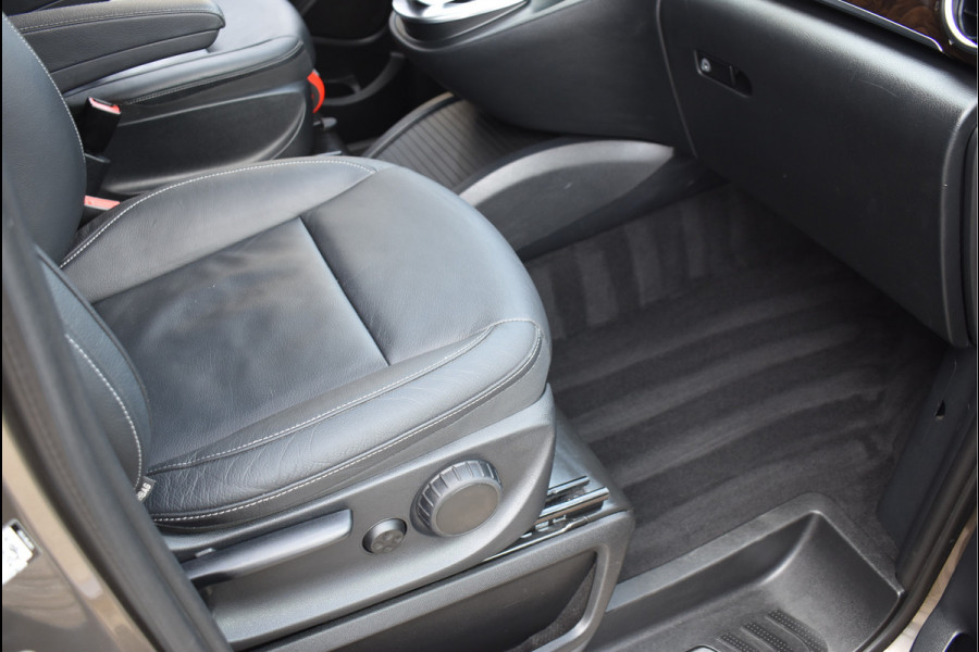 Mercedes-Benz V-Klasse 250d Lang DC Avantgarde Leder 360 Camera Elektrische Schuifdeuren 17 Inch