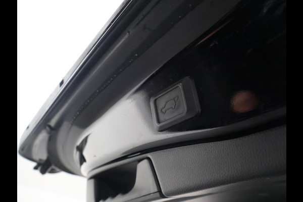 Toyota RAV4 2.5 HYBRID EXECUTIVE + 360 CAMERA | LEDER | JBL | ADAPTIVE CRUISE CONTROL | MEMORY | STOELVERW. | LED