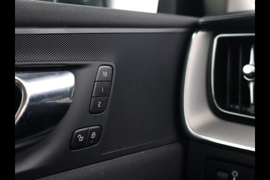 Volvo XC60 2.0 T4 INSCRIPTION + TREKHAAK WEGKL. 2300 KG | PANORAMA | HEAD-UP | 21 INCH | ADAPTIVE CRUISE CONTROL