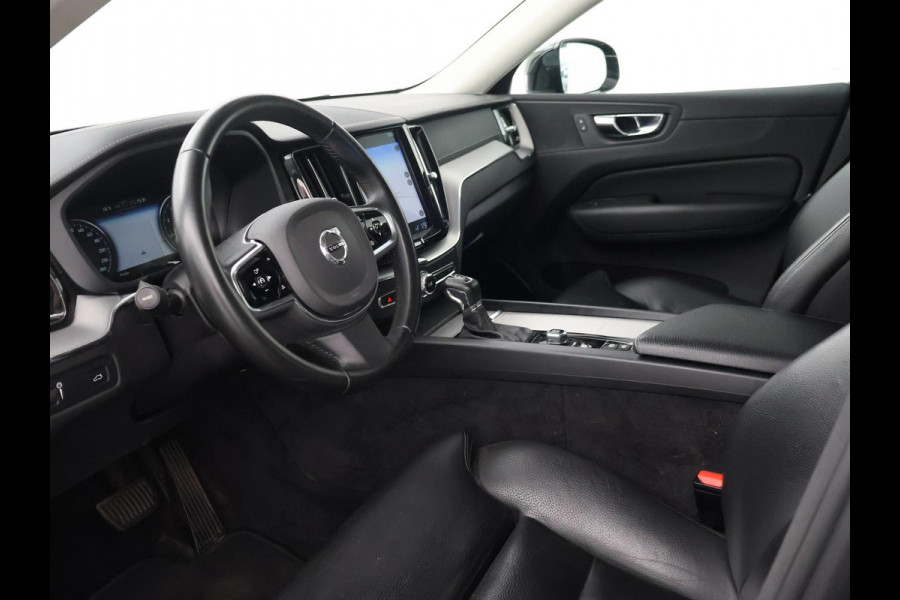 Volvo XC60 2.0 T4 INSCRIPTION + TREKHAAK WEGKL. 2300 KG | PANORAMA | HEAD-UP | 21 INCH | ADAPTIVE CRUISE CONTROL