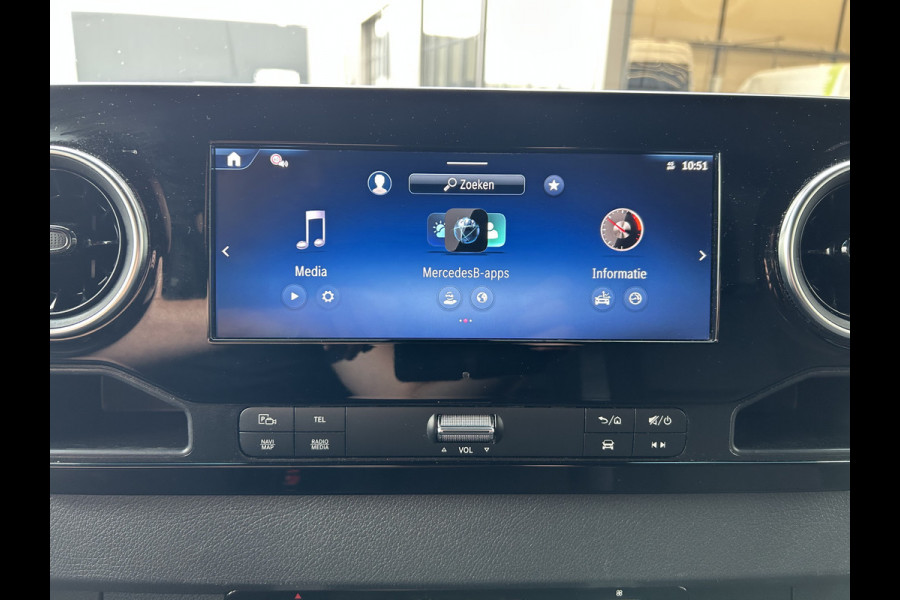 Mercedes-Benz Sprinter 317 CDI L2 H2 Pro LED / MBUX / Navigatie / Camera / Parkeersensoren / Cruise control / Airco / 270 Graden achterdeuren