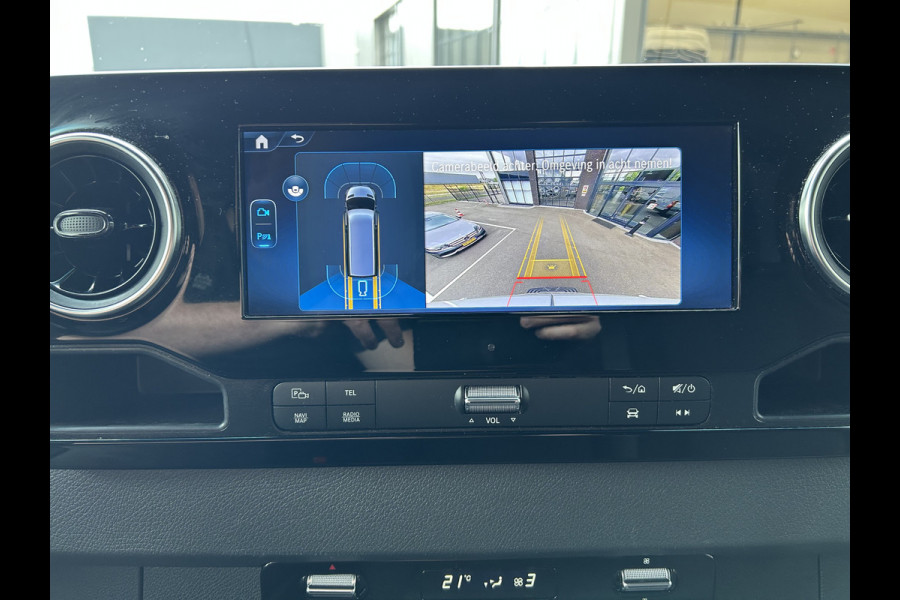 Mercedes-Benz Sprinter 317 CDI L2 H2 Pro LED / MBUX / Navigatie / Camera / Parkeersensoren / Cruise control / Airco / 270 Graden achterdeuren