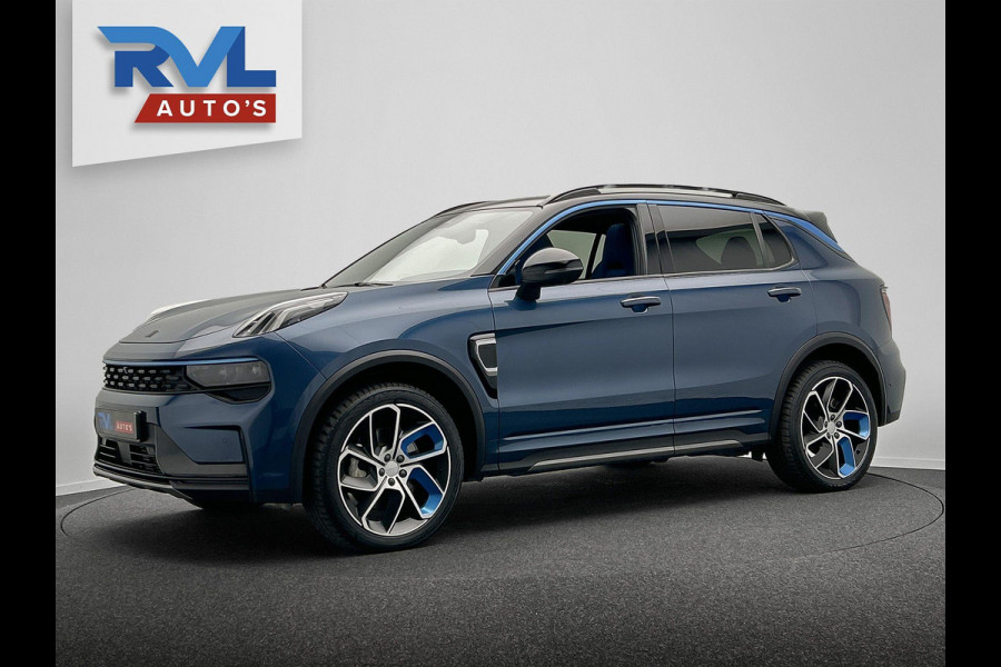Lynk & Co 01 1.5 261PK Plug-in Hybrid ZWARTE HEMEL 360° Camera Pano/dak Apple/Carplay Adaptive/Cruise