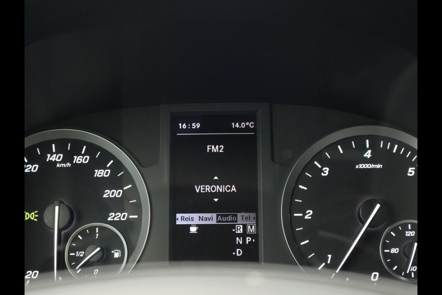 Mercedes-Benz Vito 119 CDI LANG AUT. 190 PK + LEDER | LED | CAMERA | TREKHAAK 2500 KG | 18 INCH | CLIMATE CONTROL