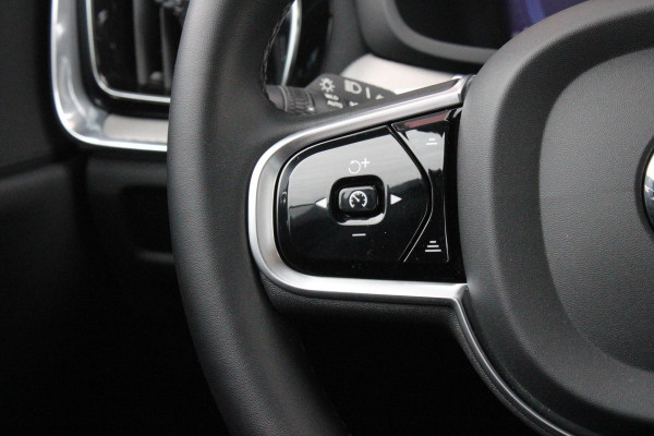 Volvo V60 2.0 B4 211PK PLUS DARK |19" 5-MULTI SPAAKS BLACK DIAMOND CUT LICHTMETALEN VELGEN  | PILOT ASSIST | REMOTE START | APPLE CARPLAY / ANDROID AUTO | NAVIGATIE BY GOOGLE | DRAADLOZE TELEFOONLADER | PARK ASSIST - ACHTERUITRIJCAMERA EN PAKEERSENSOREN VOOR + ACHTER |  ADAPTIEVE CRUISECONTROL | R-DESIGN BEKLEDING MET NAPPA LEDER I.C.M. OPEN GRID TEXTIEL | POWERSEATS - BEIDE VOORSTOELEN ELEKTRISCH VERSTELBAAR MET GEHEUGENFUNCTIE | STOELVERWARMING | SFEERVERLICHTING | LIGHTING PACK - FULL LED KOPLAMPEN MET ACTIEF GROOTLICHT EN KOPLAMPSPROEIERS | LED MISTLAMPEN | INTELLSAFE SURROU