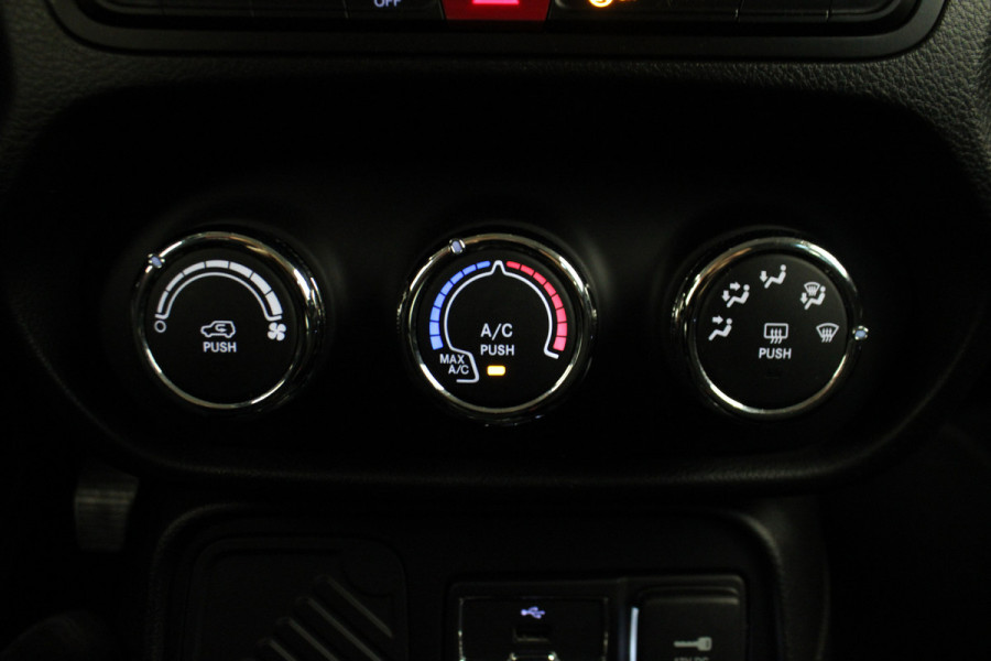 Jeep Renegade 1.4 MultiAir Night Eagle II