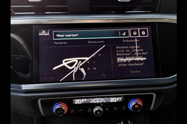 Audi Q3 35 TFSI S edition Automaat | Zwart optiek | Navigatiesysteem | Half-leer | Getint glas | Cruise & climate control | Lane assist