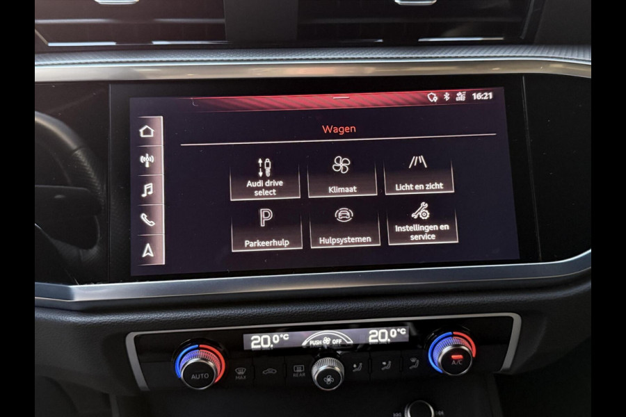 Audi Q3 35 TFSI S edition Automaat | Zwart optiek | Navigatiesysteem | Half-leer | Getint glas | Cruise & climate control | Lane assist