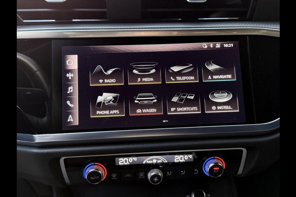 Audi Q3 35 TFSI S edition Automaat | Zwart optiek | Navigatiesysteem | Half-leer | Getint glas | Cruise & climate control | Lane assist