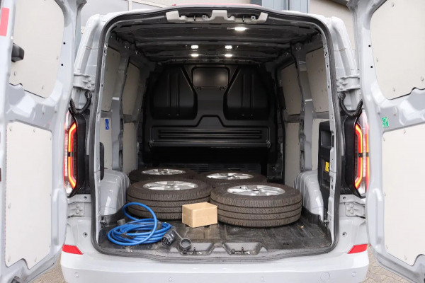 Ford E-Transit Custom L1H1 65kWh l NAVI l PRO POWER l 18 INCH l 360 CAMERA l NARDO GREY