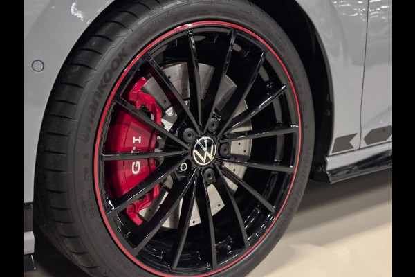 Volkswagen Golf 2.0 TSI GTI CLUBSPORT '45 Jahre' UNIEK | NIEUWSTAAT | VOL!