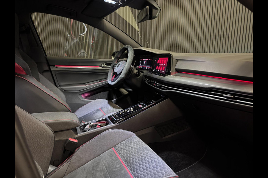 Volkswagen Golf 2.0 TSI GTI CLUBSPORT '45 Jahre' UNIEK | NIEUWSTAAT | VOL!