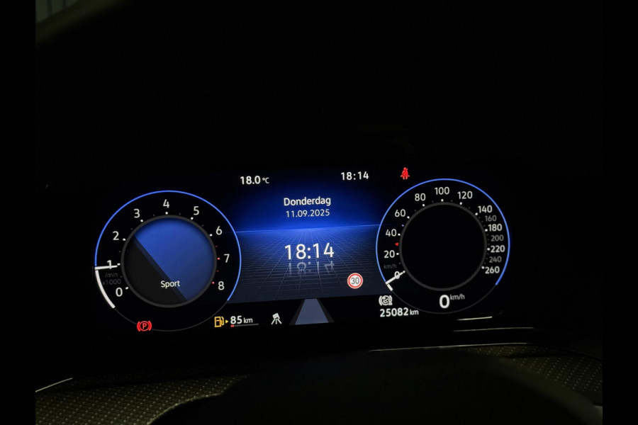 Volkswagen Golf 1.5 TSI R-Line | PANORAMA | CAMERA | LAGE KM!