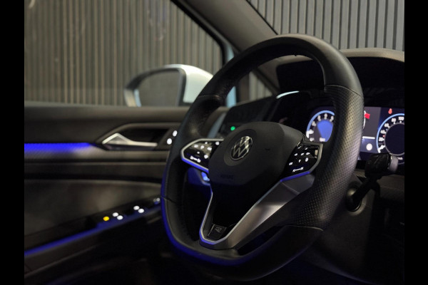Volkswagen Golf 1.5 TSI R-Line | PANORAMA | CAMERA | LAGE KM!