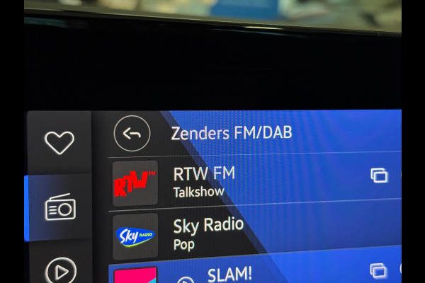 Volkswagen Golf 1.5 TSI R-Line | PANORAMA | CAMERA | LAGE KM!