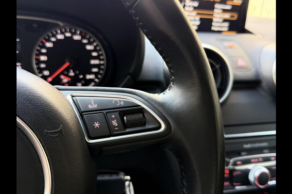 Audi A1 Sportback 1.0 TFSI Adrenalin Handgeschakeld | S-line exterieur | Airconditioning | Cruise control | Navigatie voorbereiding | Pi