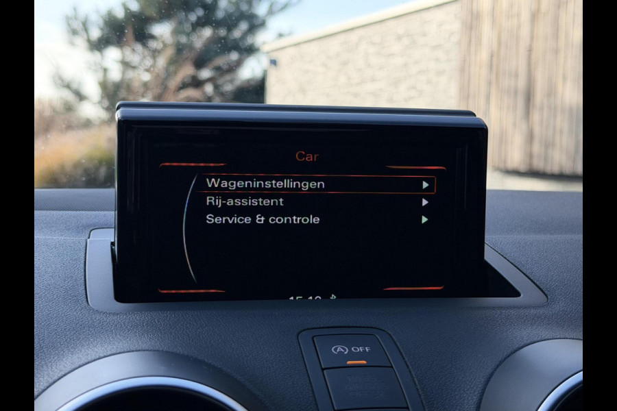 Audi A1 Sportback 1.0 TFSI Adrenalin Handgeschakeld | S-line exterieur | Airconditioning | Cruise control | Navigatie voorbereiding | Pi